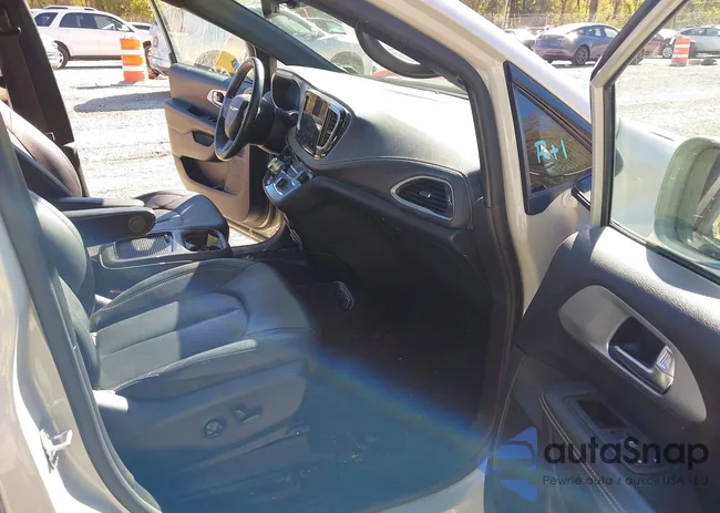 2C4RC1BG5MR541426: 43469757