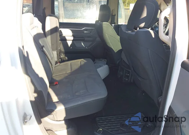 1C6SRFFT6KN663864: 43469907