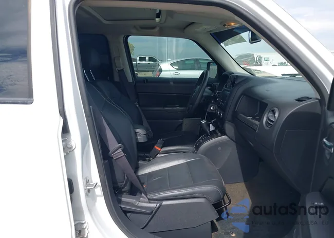 1C4NJPFA1HD132426: 43469093