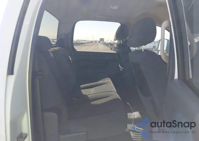 1GCHK33688F121687: 43469206