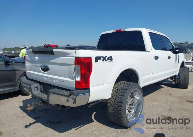 1FT7W2BT3HEF42952: 43469345