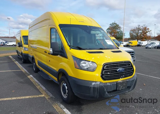 1FTYR3XM1KKA24933: 43469358