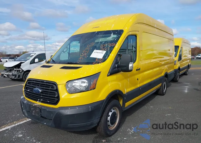 1FTYR3XM1KKA24933: 43469358