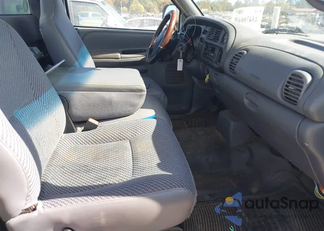 1B7HC16X81S270717: 43470669