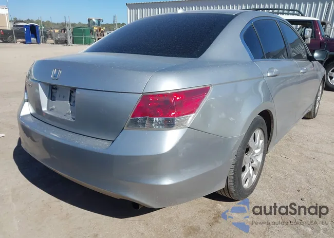 1HGCP26878A021162: 43470723