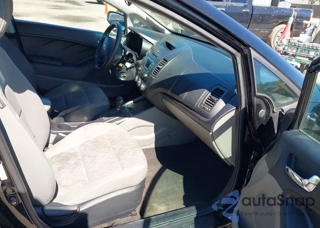 KNAFK4A65E5253563: 43470767