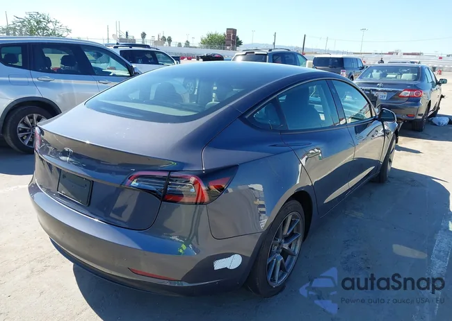 5YJ3E1EA5PF706723: 43470847