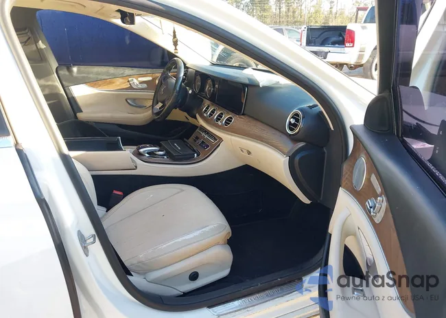 WDDZF4JB9JA327236: 43470938