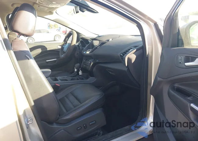 1FMCU9J9XHUB58283: 43471037