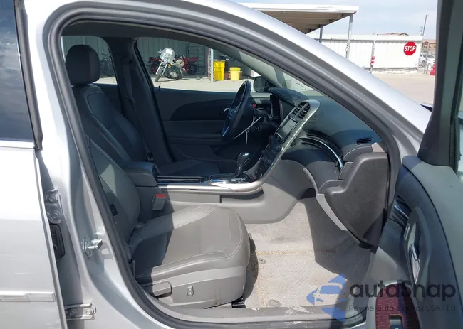 1G11E5SA9DF162830: 43471041