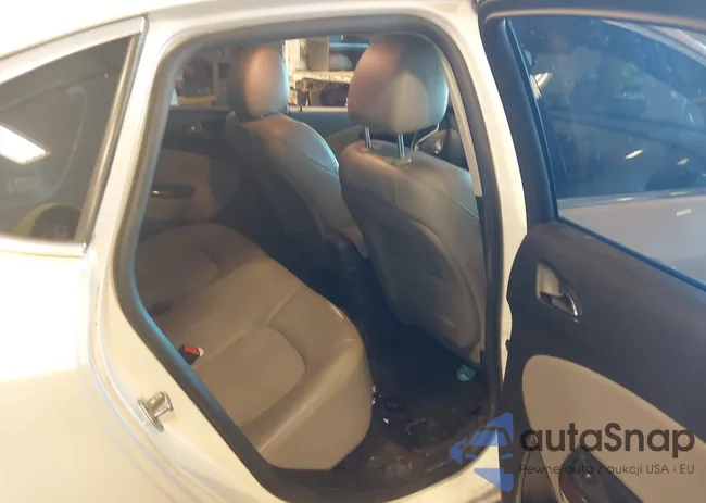 1G4PP5SK0E4126330: 43471464