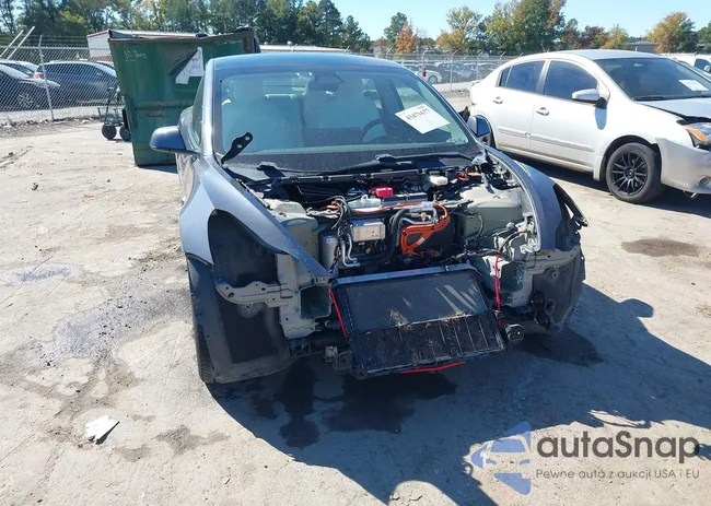 5YJ3E1EB1MF903070: 43471677