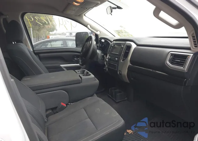 1N6BA1F37KN522169: 43471734