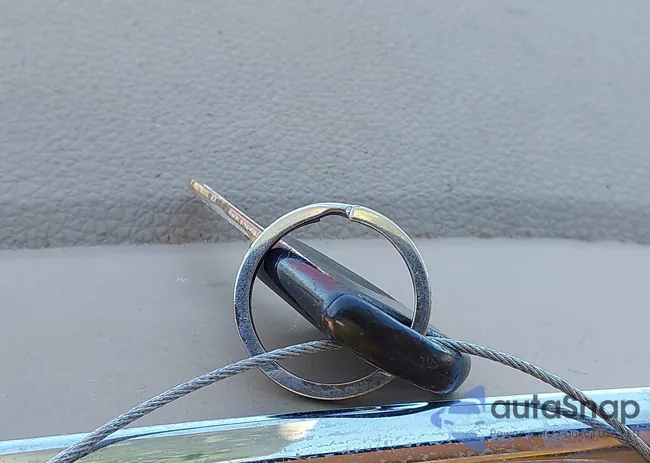 1FMEU64E47UB51165: 43471750