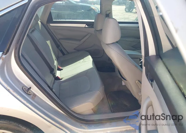 1VWBN7A30DC100810: 43471968