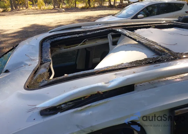 3VV2B7AX0JM007442: 43472473