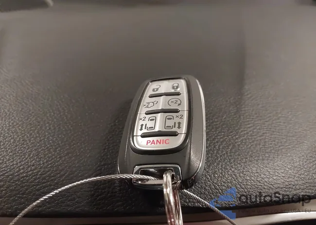 2C4RC1N72RR109198: 43472653