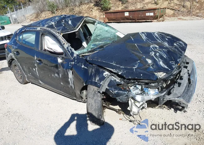 3MZBM1K72FM200698: 43472673