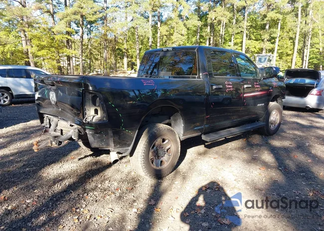 3C6UR5CL3LG302920: 43472776