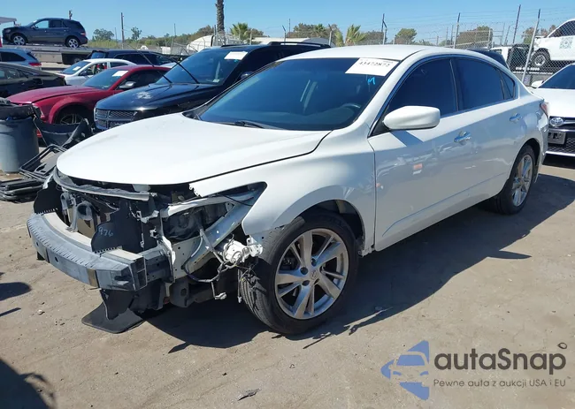 1N4AL3AP1EC286123: 43472872