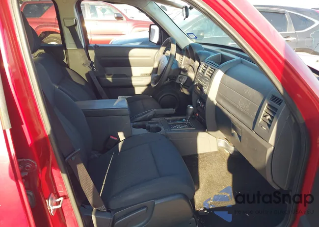 1D4PT4GK3BW603158: 43472247