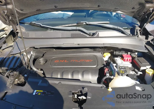 3C4NJDCB2NT165372: 43472255