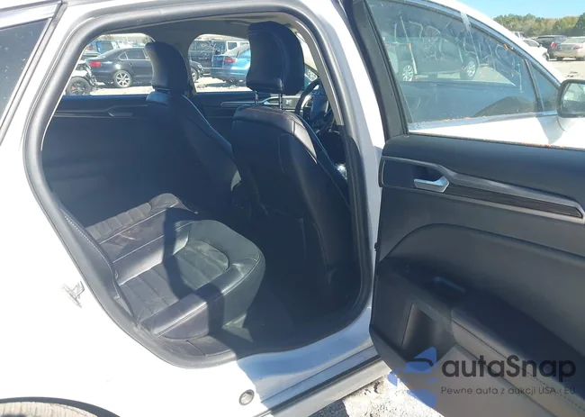 3FA6P0HD2JR251994: 43473951