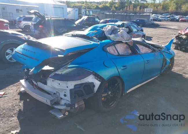 WP0AC2A77CL090317: 43473443