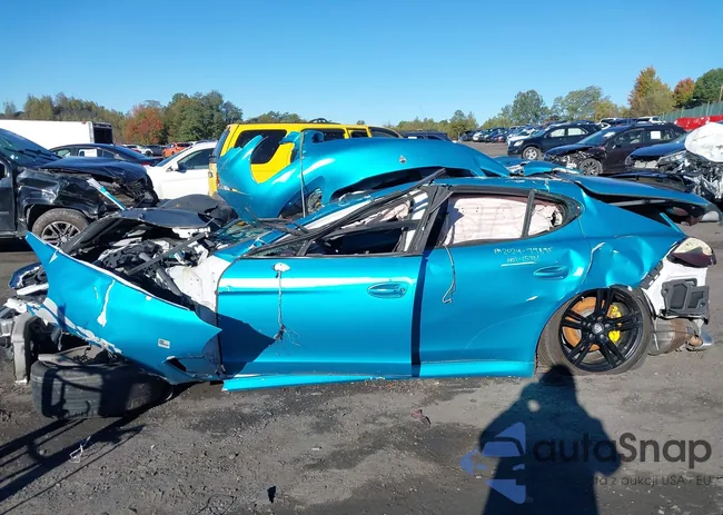 WP0AC2A77CL090317: 43473443