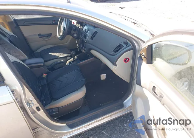 KNAFT4A2XA5302423: 43474477