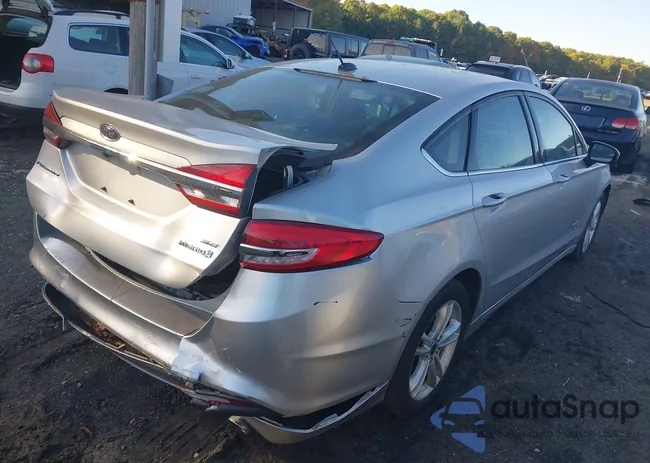 3FA6P0LU1JR132437: 43474721