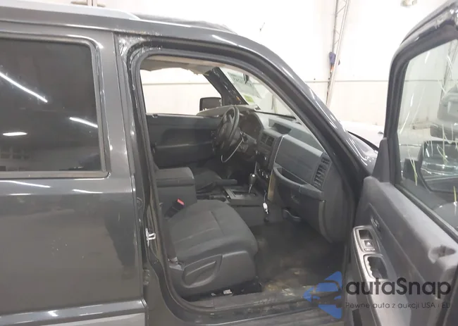 1J4PN2GK4BW573254: 43474243