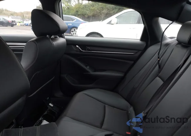 1HGCV3F28NA002185: 43474244