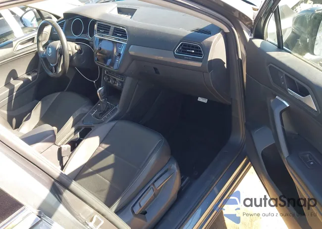 3VV3B7AX2KM122422: 43475483