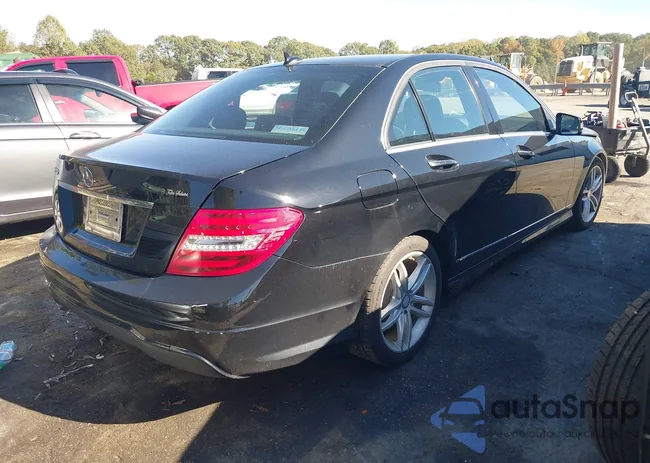 WDDGF4HB7DR273292: 43475525