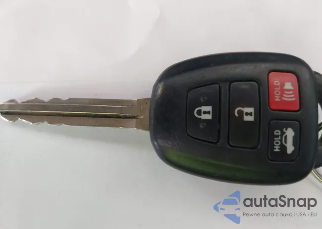 2T1BURHE6FC327521: 43475574