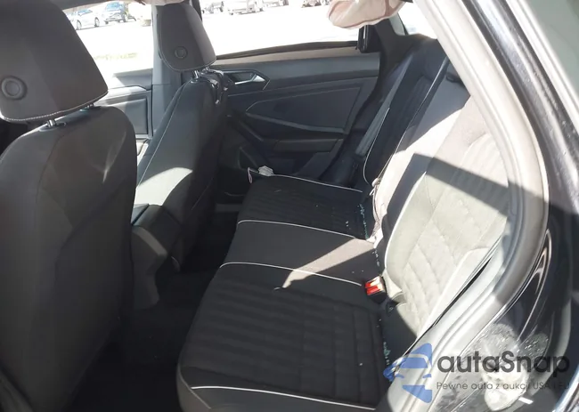 3VWBM7BU9RM039313: 43475746