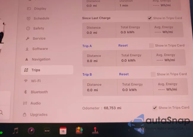 5YJYGDEF7MF215952: 43475904