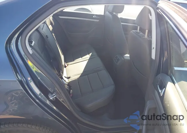 3VWRZ71KX8M086073: 43476057