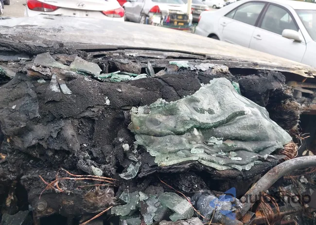 1FMDU35PXTUD75447: 43475378