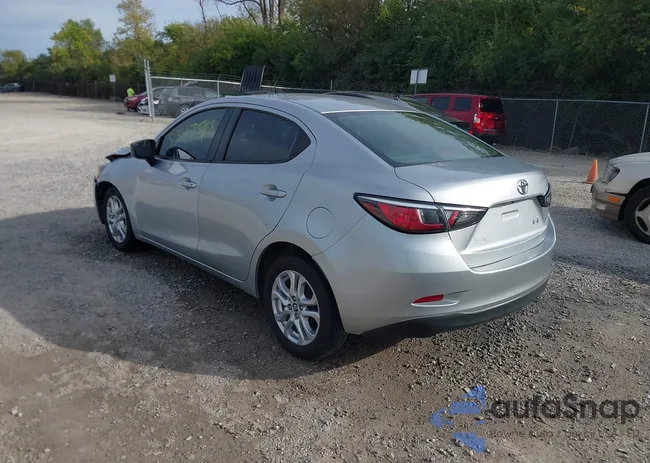 3MYDLBYV2JY319008: 43475418