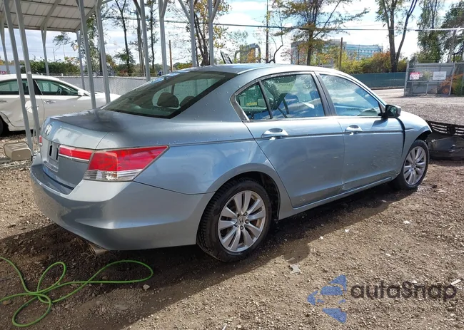 1HGCP2F75BA056989: 43476494