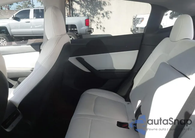 5YJYGDEF9MF097922: 43476789