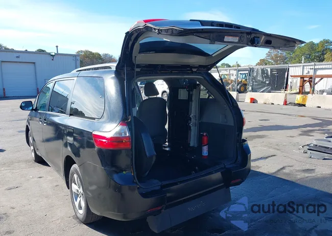 5TDKK3DCXGS761666: 43476094