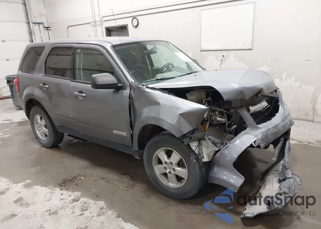 4F2CZ92Z98KM22321: 43476132