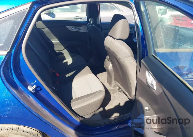 3KPF24AD6PE659893: 43476179