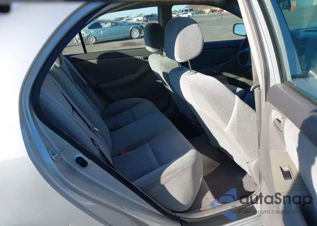 1NXBR32EX8Z977879: 43476205