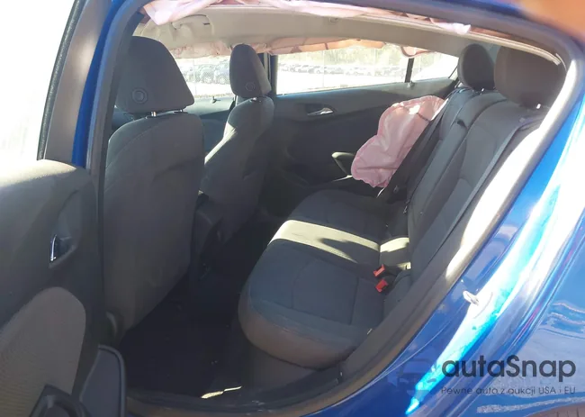 1G1BE5SM0J7196420: 43477671