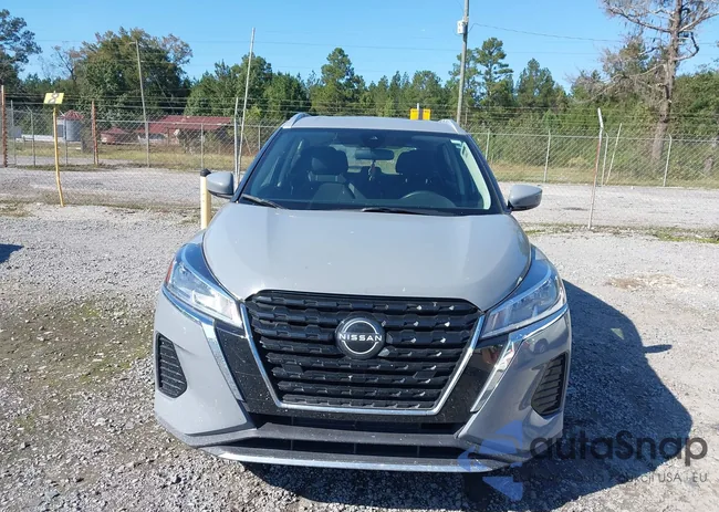 3N1CP5CV2NL495893: 43477310