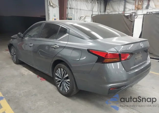 1N4BL4DW5RN413429: 43477363